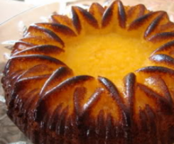 Bolo de coco e leite condensado