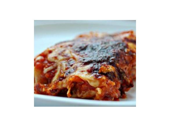 Crepes Salgados com Molho de Tomate e Pimento