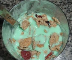 Yogurte de menta com muesli