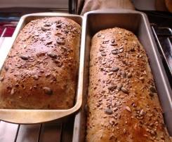 Pão integral com linhaça