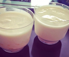 Iogurte Grego de Soja com aroma a Bolacha Maria