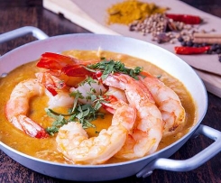 Camarão com Caril Aromático