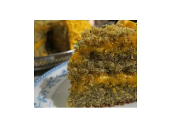 Bolo Poppy (Bolo de lima com sementes de papoila)