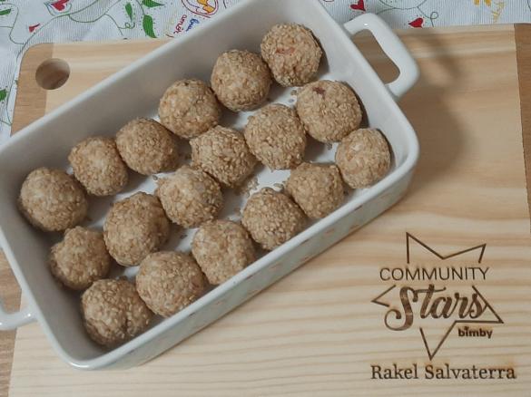 Bombons de alheira e requeijão