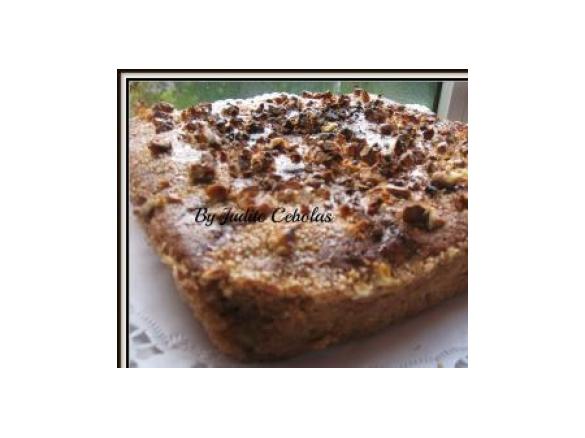 Bolo de maçã, canela e nozes (delicioso)