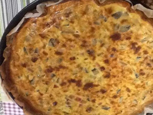 Quiche de fiambre, linguiça e bacon