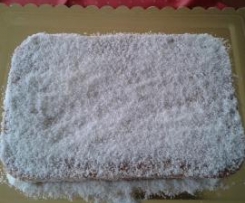 Bolo de côco regado