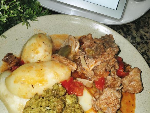 Cordeiro estufado de tras os montes