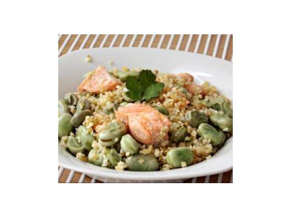 Pilaf de Bulgur com Salmão e Favas