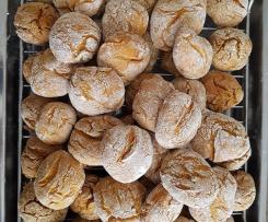 Broas de cenoura e noz