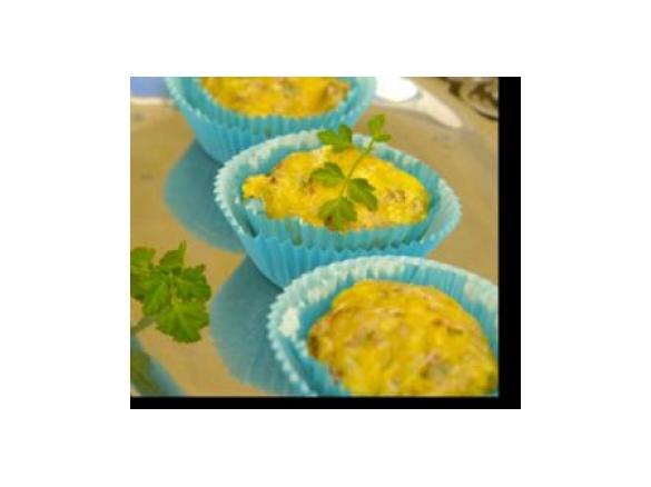 Muffins de salsicha e cogumelos