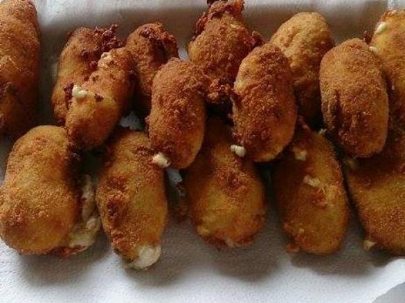 Croquetes de paté de queijo