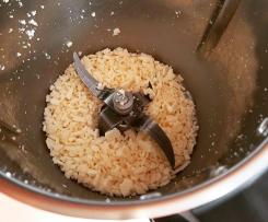 Ralar queijo fatiado