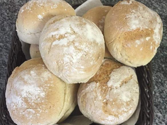 Paes de iogurte rapidos