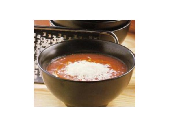 Sopa de tomate e parmesão