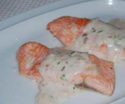 Salmão com Molho de Bacon  