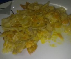 Gratinado de farfalle com sobras de carne assada