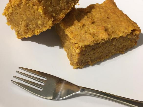 Bolo de cenoura vegan