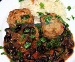 Almôndegas à Mexicana com Feijão Preto