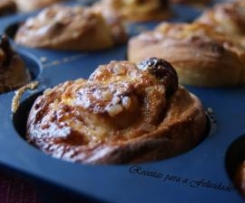 Rolinhos de Pão Doce com Canela e Arandos