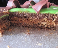 Bolo de Noz com Massa Folhada