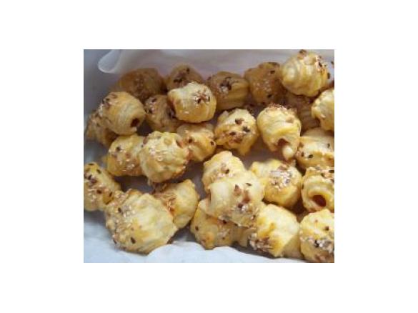 folhados de salsicha