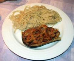 Beringelas recheadas com legumes e atum