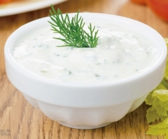 Molho de iogurte com cebolinho