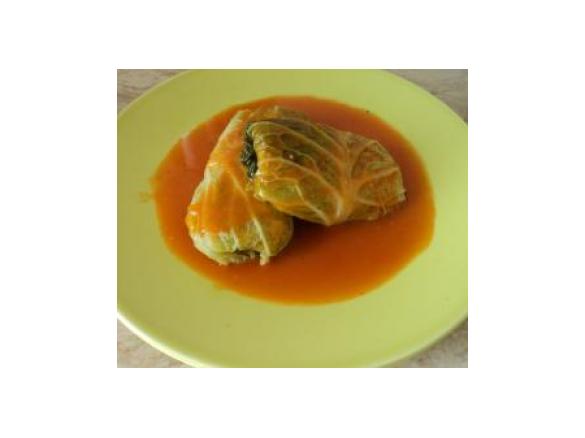 Trouxinhas de couve lombarda com recheio de frango 