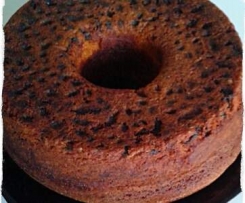 Bolo de Iogurte com Canela, Vinho do Porto e Passas