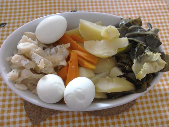 Bacalhau cozido com todos