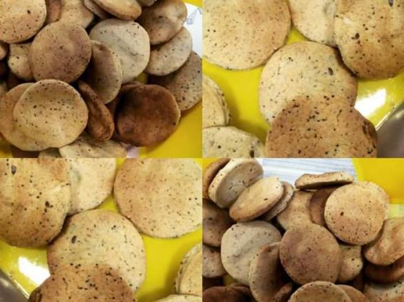 Bolachas de gengibre, canela e sementes de papoila
