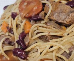 Massa de carne com feijão vermelho