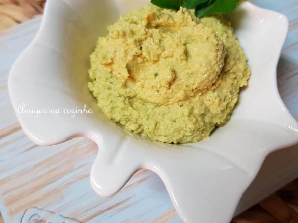 Maionese de abacate sem ovos