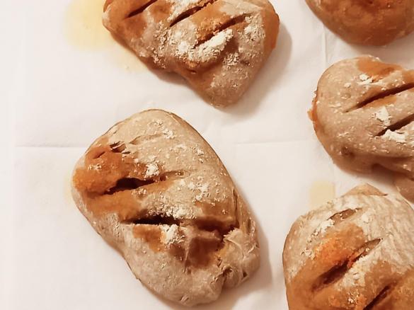 Pão com Chouriço - Massa Mãe