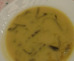 Sopa versátil  de alho francês