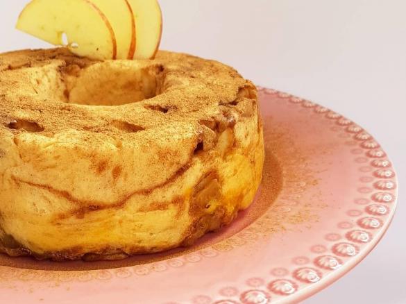 Folar de Maçã e Canela a Vapor