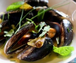 Caril verde de mexilhões à tailandesa