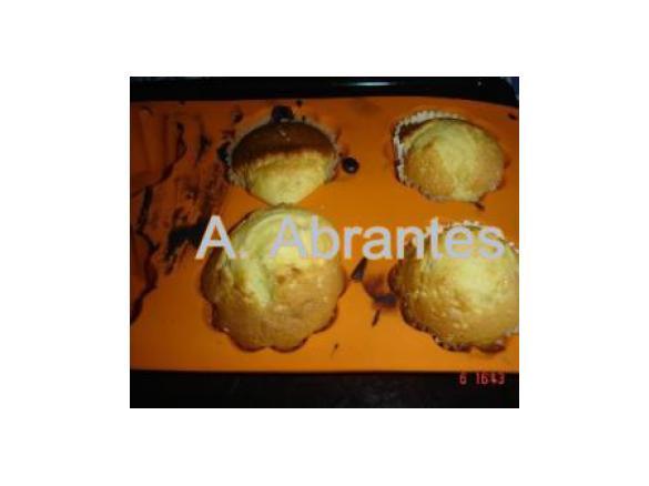 Queques de manteiga  com pepitas de chocolate