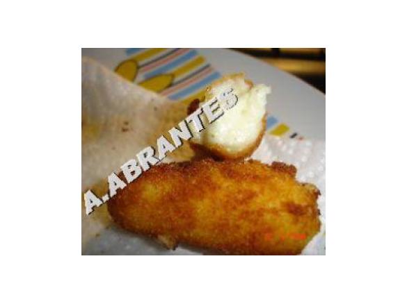 CROQUETES DE QUEIJO