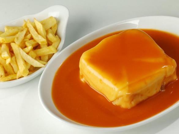 Variante Francesinha á Porto para crianças