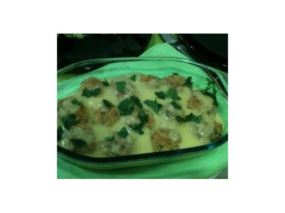 Almondegas de Bacalhau com molho de Fricassé