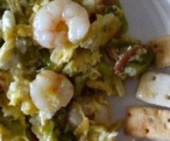 Camarões com cogumelos