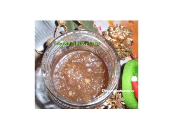 Compota de pêra e nozes