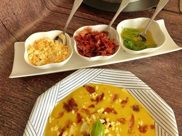 Sopa de abobora e gengibre