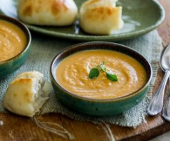 Creme de Batata Doce com Croutons de Amora