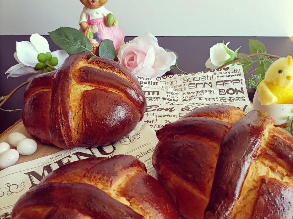 Folar  alentejano com requeijão