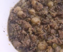 Soja com cogumelos e couves-de-bruxelas