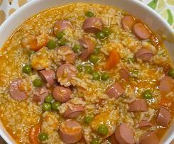 Arroz de salsichas e camarão