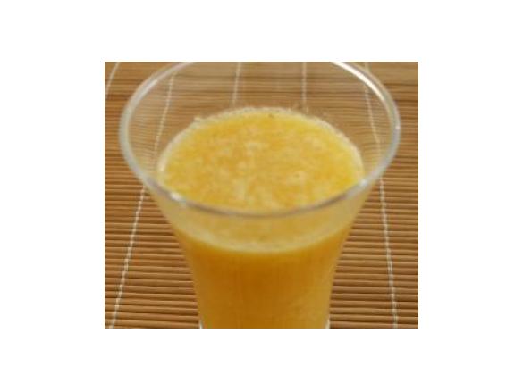 Sumo de banana, laranja e pêra